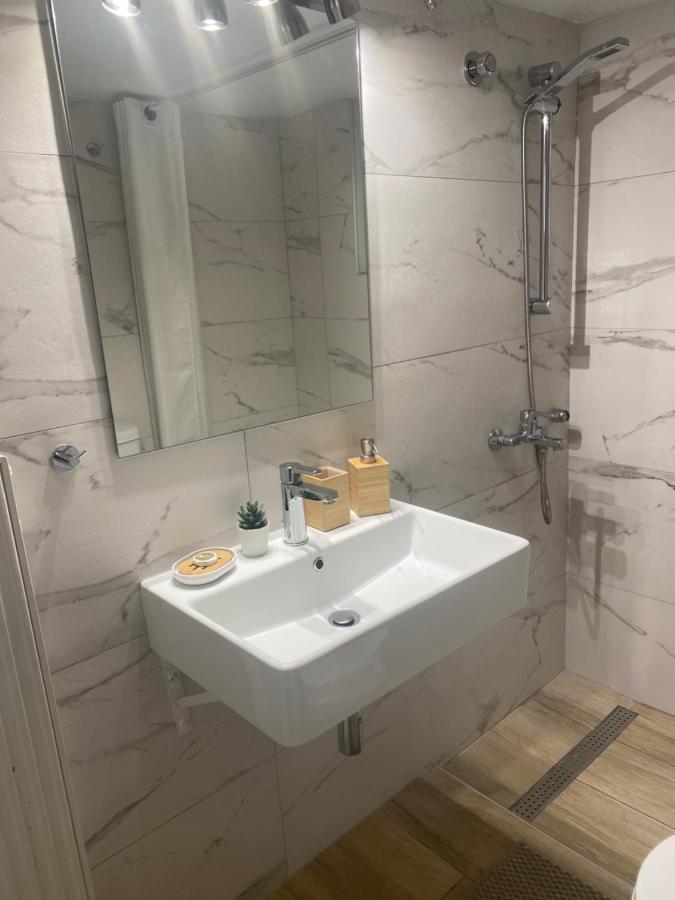 Thiseio Big Apartment Athén Kültér fotó